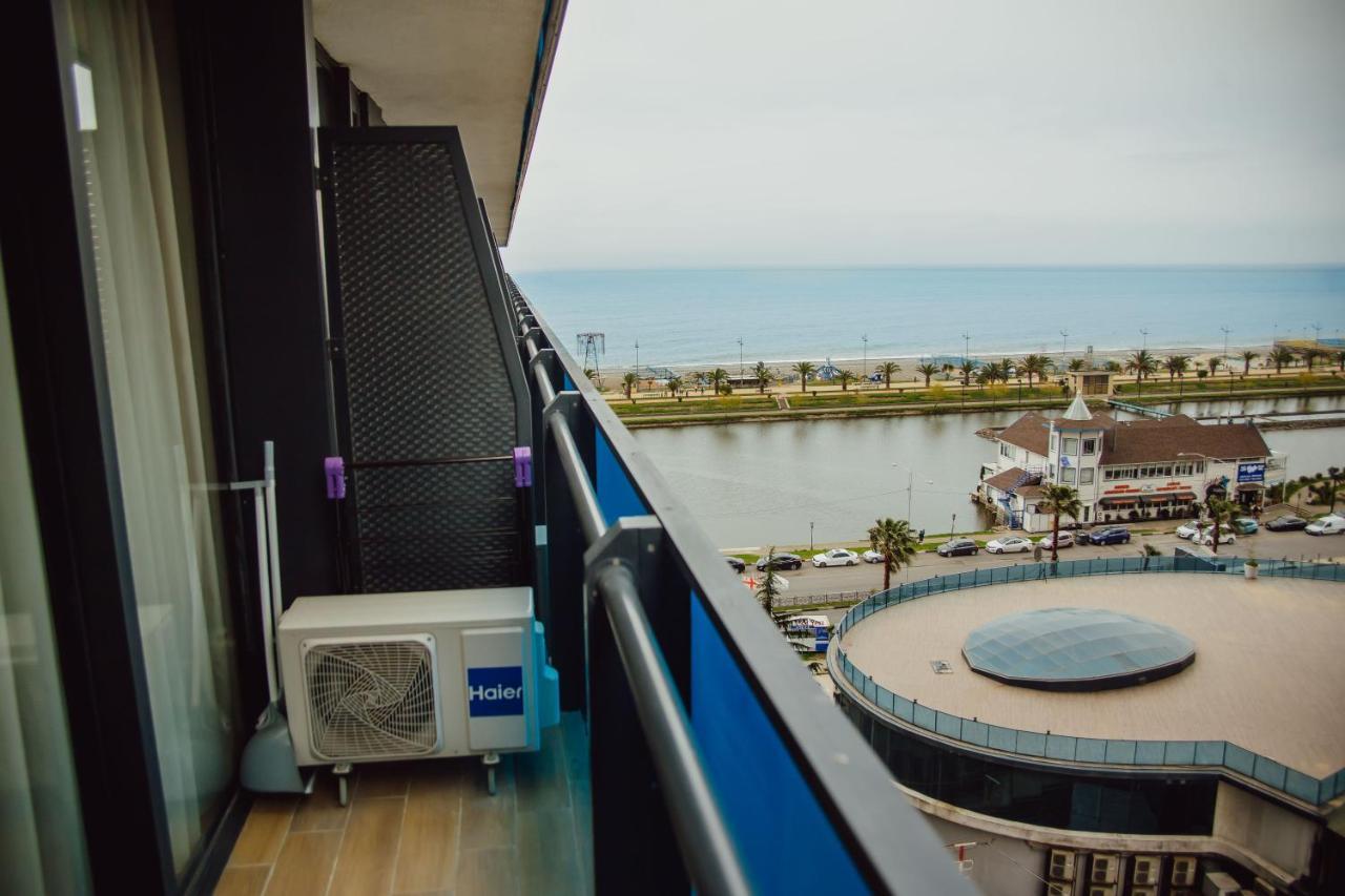 Premium Aparthotel With Sea View Batumi Kültér fotó