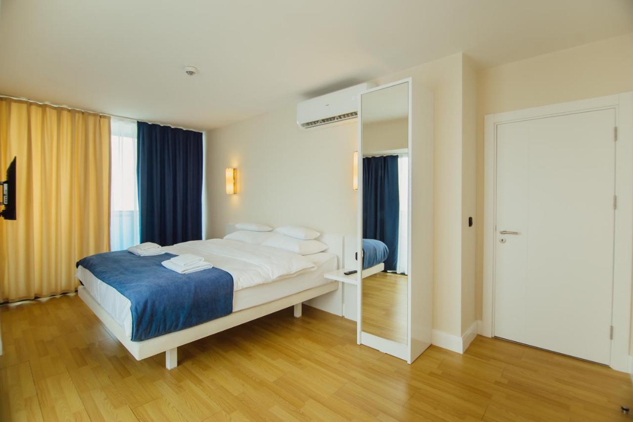 Premium Aparthotel With Sea View Batumi Kültér fotó