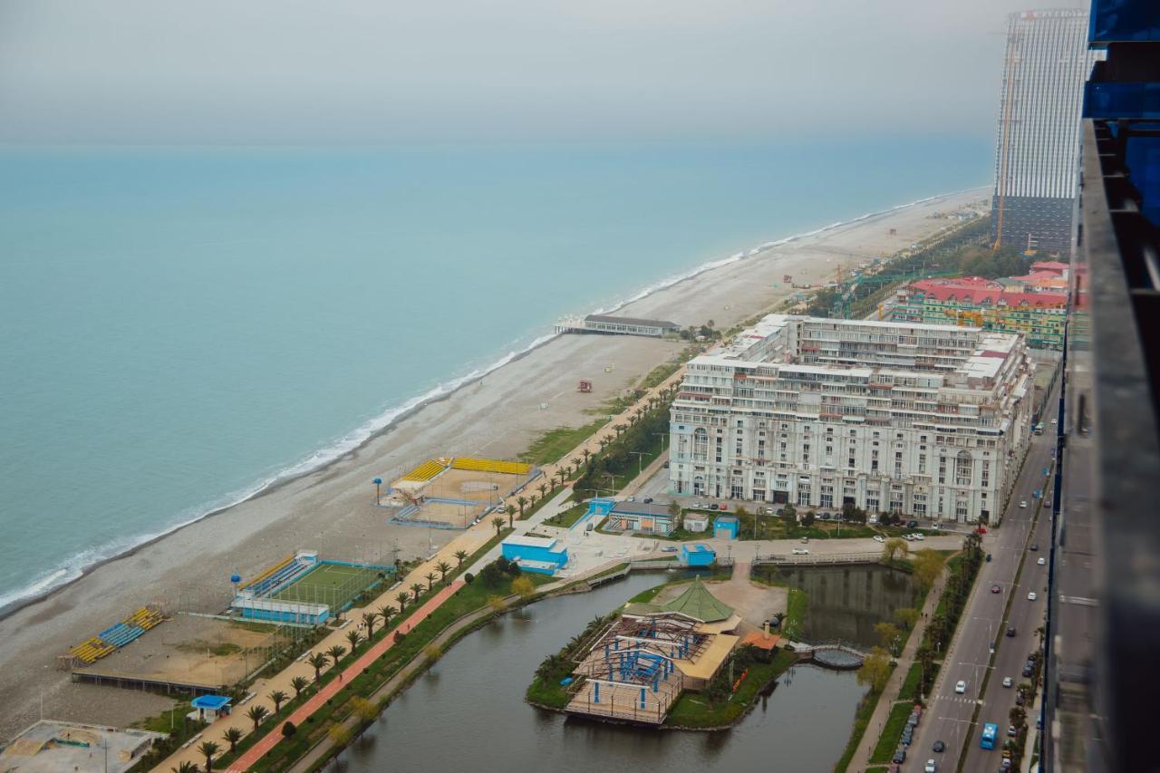 Premium Aparthotel With Sea View Batumi Kültér fotó