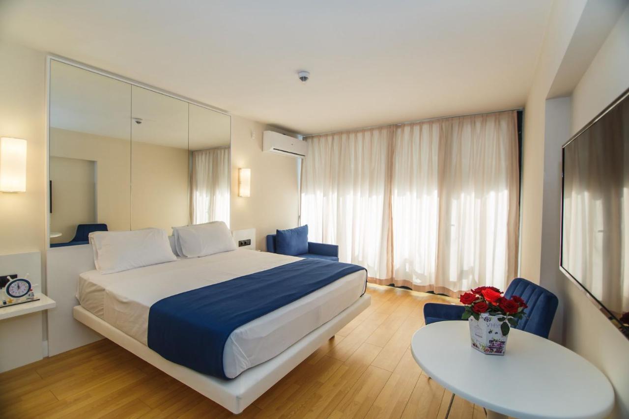 Premium Aparthotel With Sea View Batumi Kültér fotó