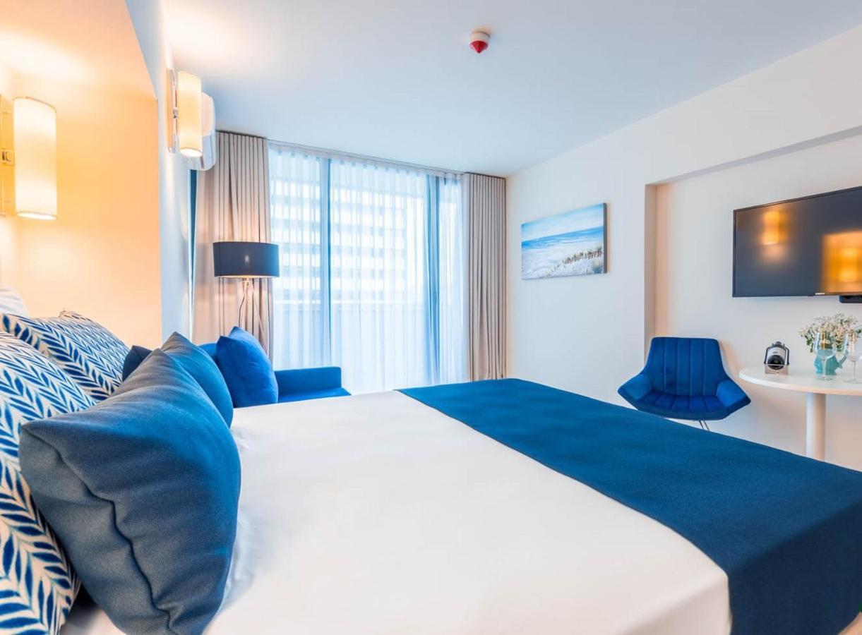 Premium Aparthotel With Sea View Batumi Kültér fotó
